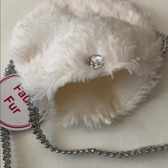 Faux Fur bag - Picture 5 of 6